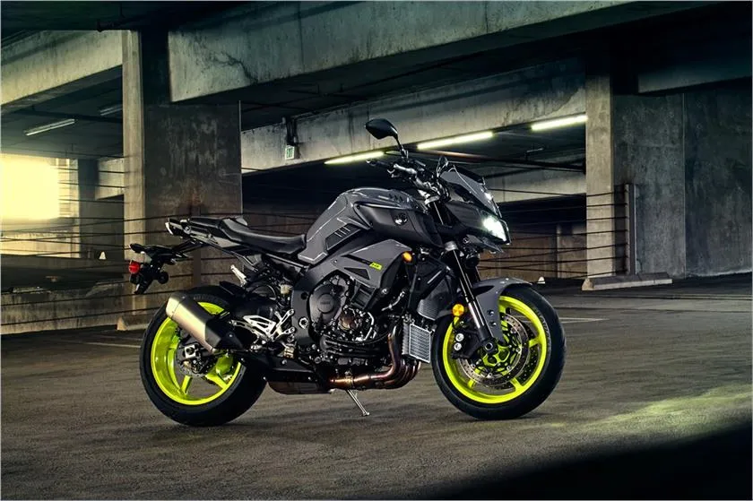 YAMAHA FZ-10 (2017)