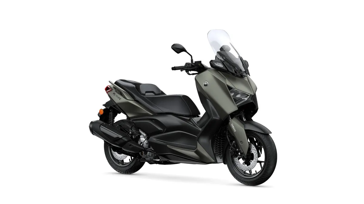 YAMAHA XMAX 300 (2025-Present)
