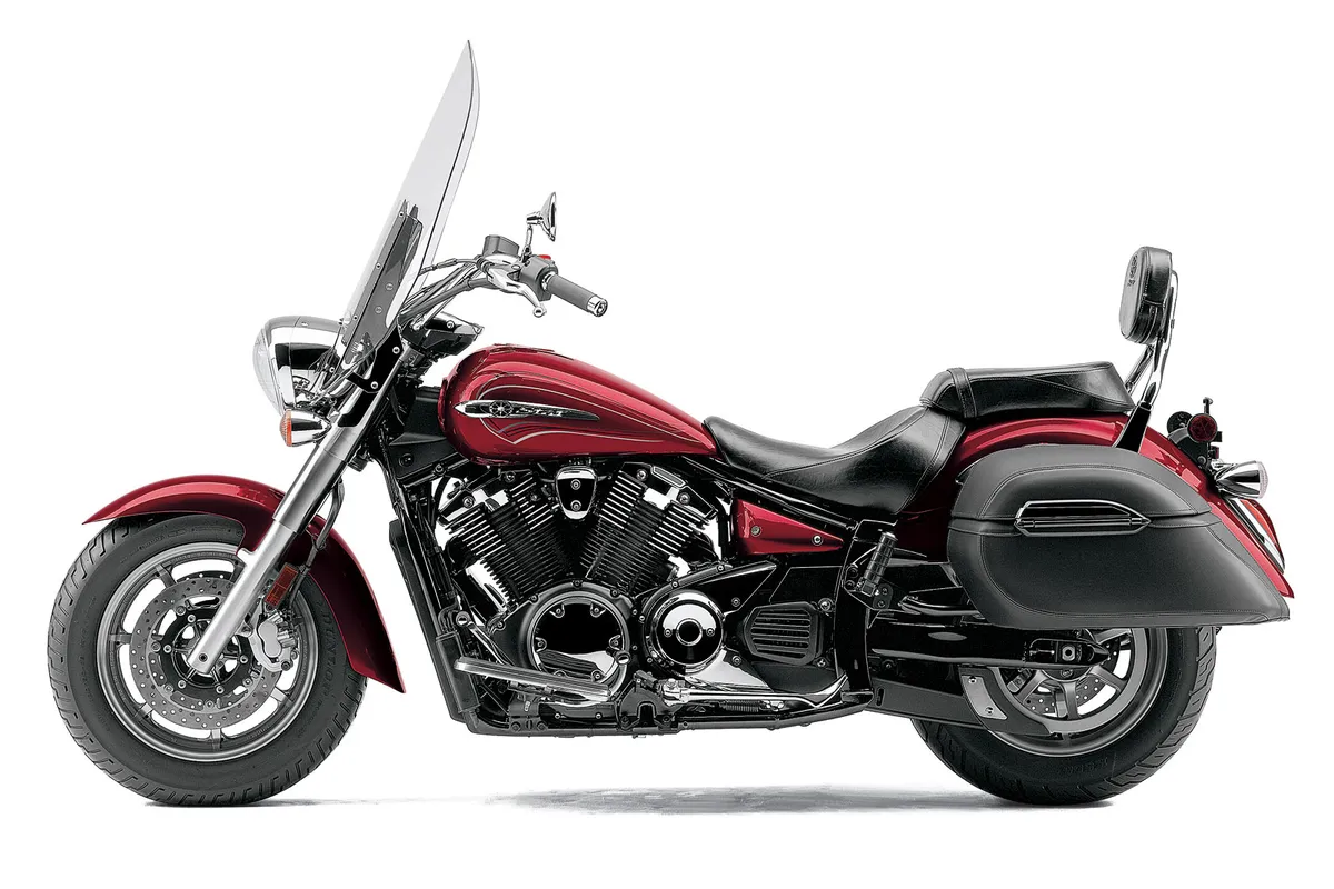 YAMAHA V-Star 1300 Tourer (2010-2011)