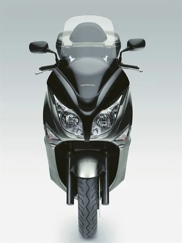 HONDA SW-T600 (2011)