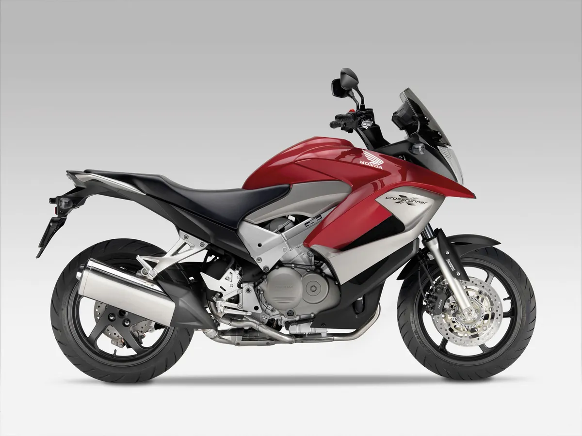 HONDA Crossrunner (2010-2011)