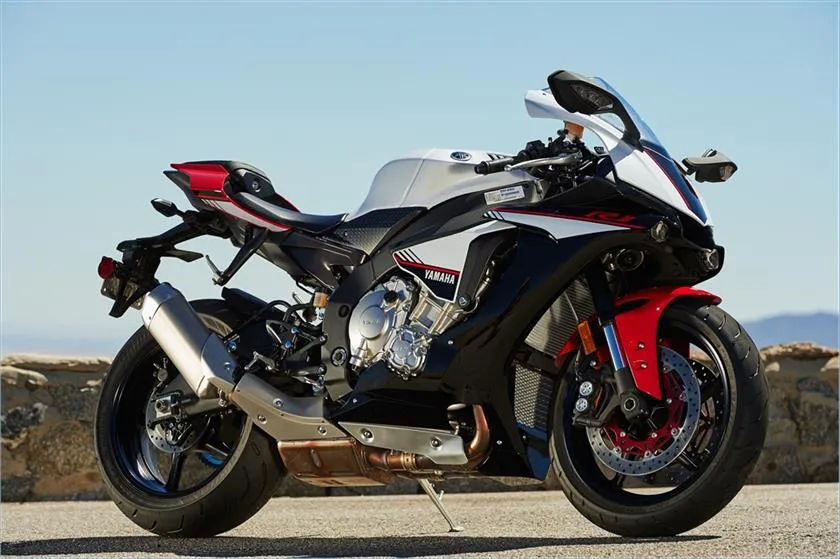 YAMAHA YZF-R1S (2016-Present)