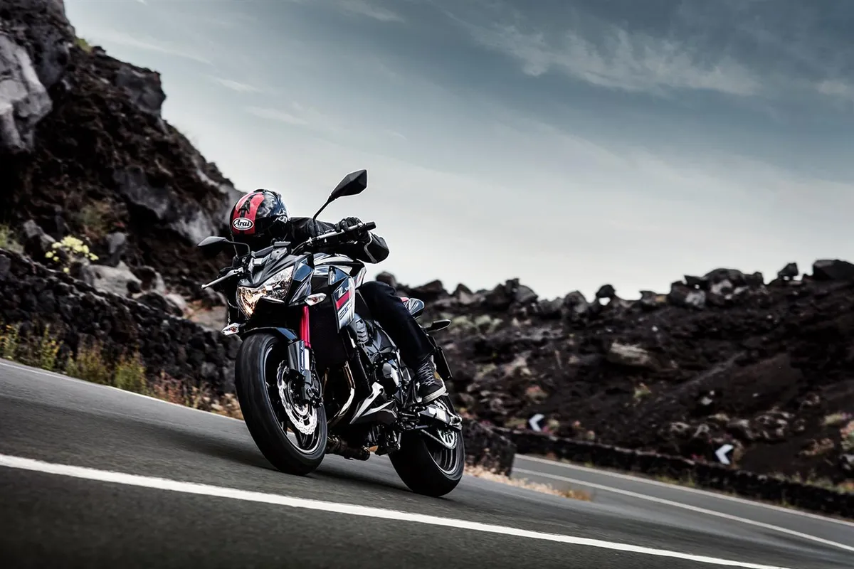 KAWASAKI Z800 Sugomi Edition (2016-Present)