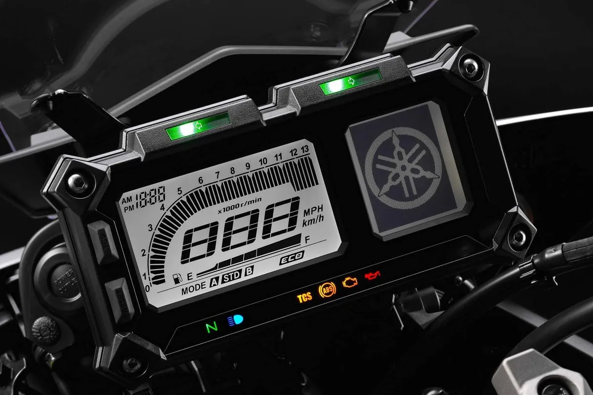 Yamaha FJ 09